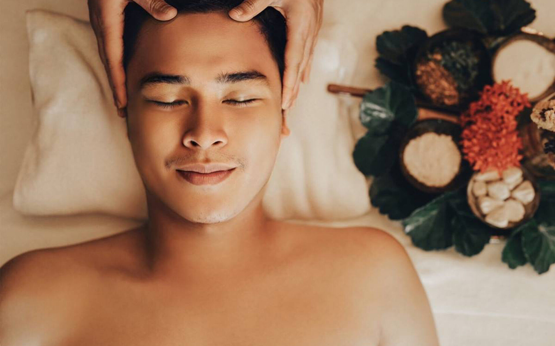 Relaxing massage in Phuket - Facial Phuket