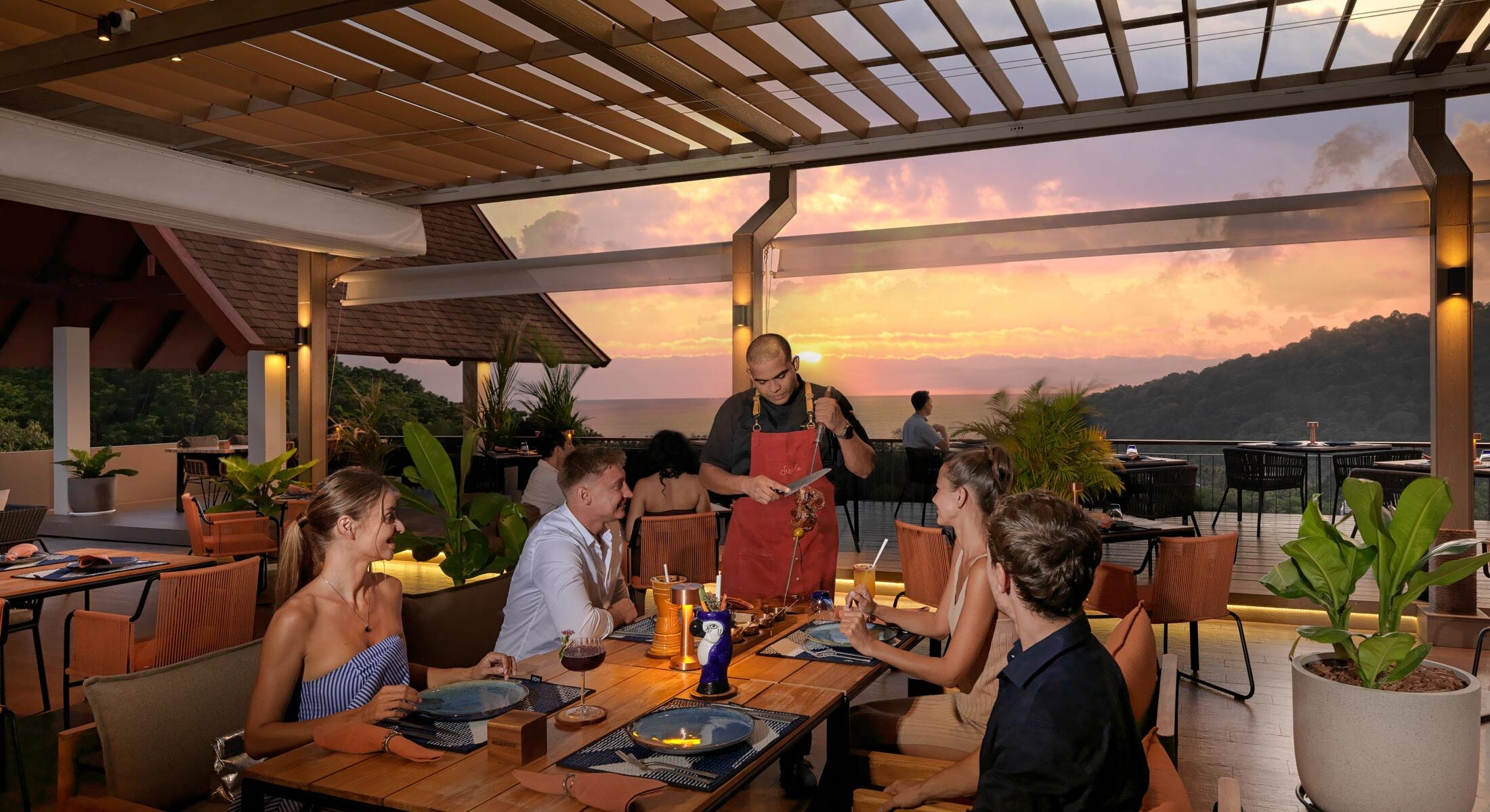 Sizzle Rooftop Restaurant Avista Hideaway Phuket Patong Mgallery